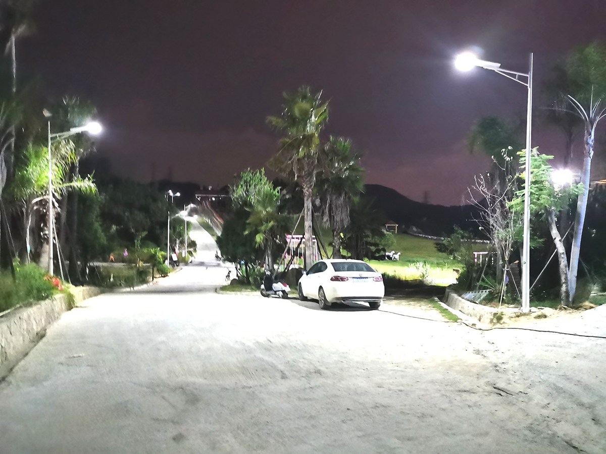 供應(yīng)福建微光路燈批發(fā)